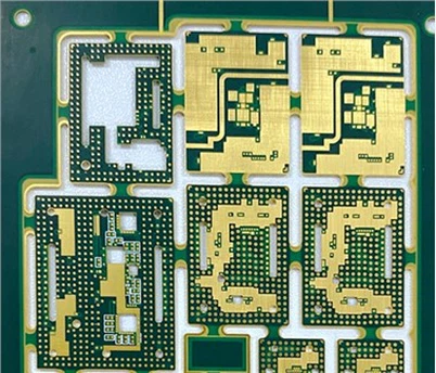 Placa modulului transmițător